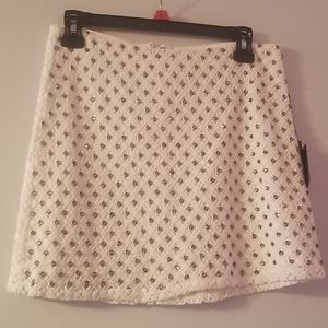 (🏷2/40)Cream Crochet and Crystal Mini Skirt